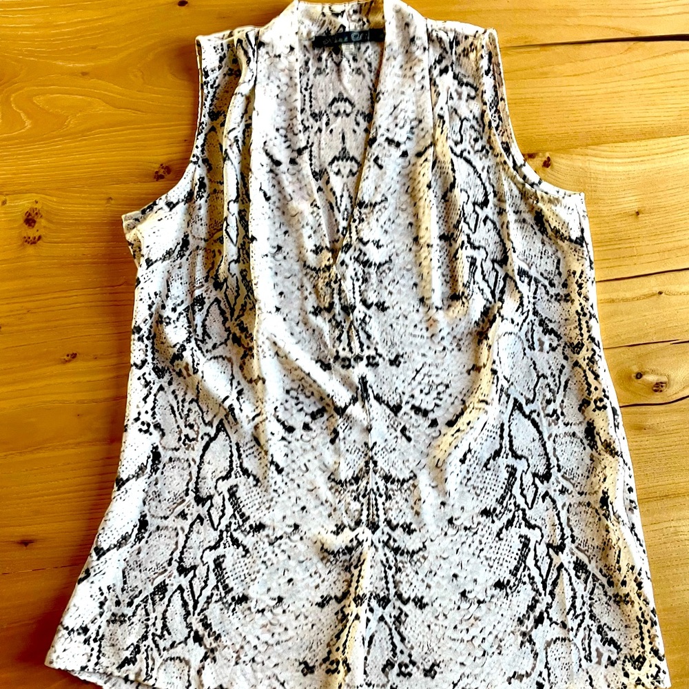Rose & Olive Top